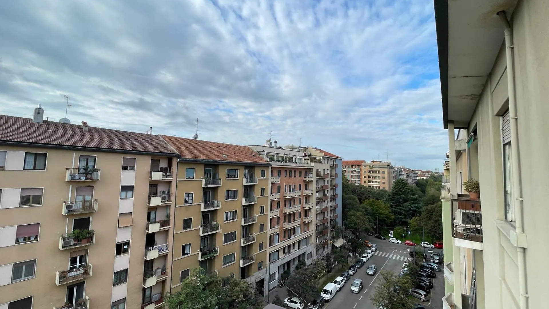 Strambhouse Apartment Milan Italy